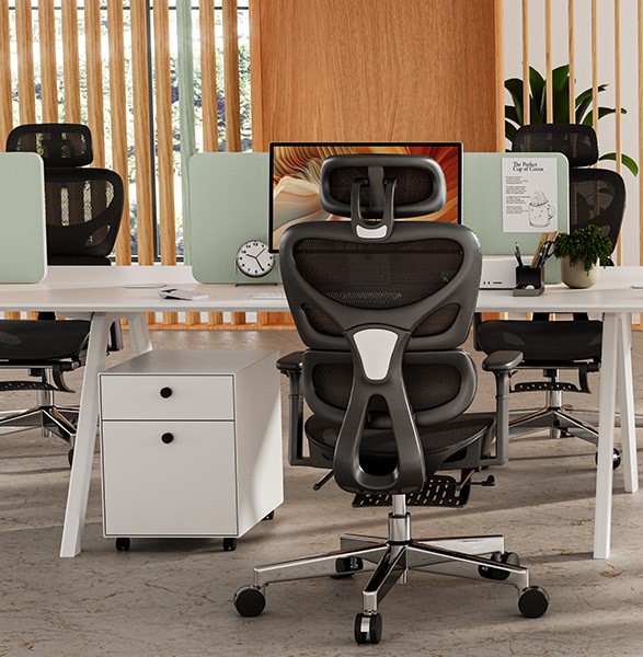 Huuger Mesh Office Chair with Footrest, Ergonomic Desk Chair with Lumbar Support, Comfortable, Multi-tilt Angle Backrest, Headrest and 3D Armrest, Large Steel Base, Black